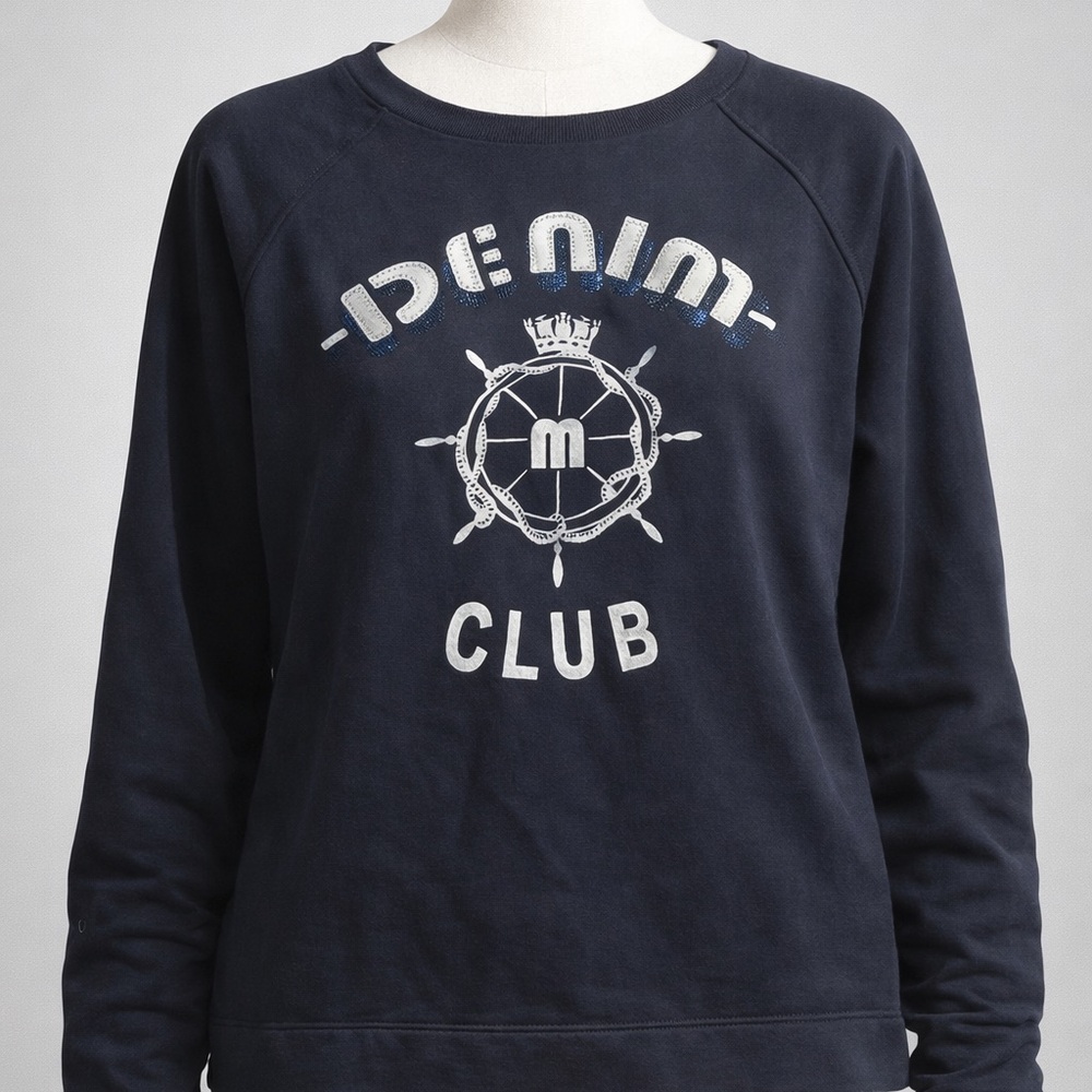 Women’s sweatshirt